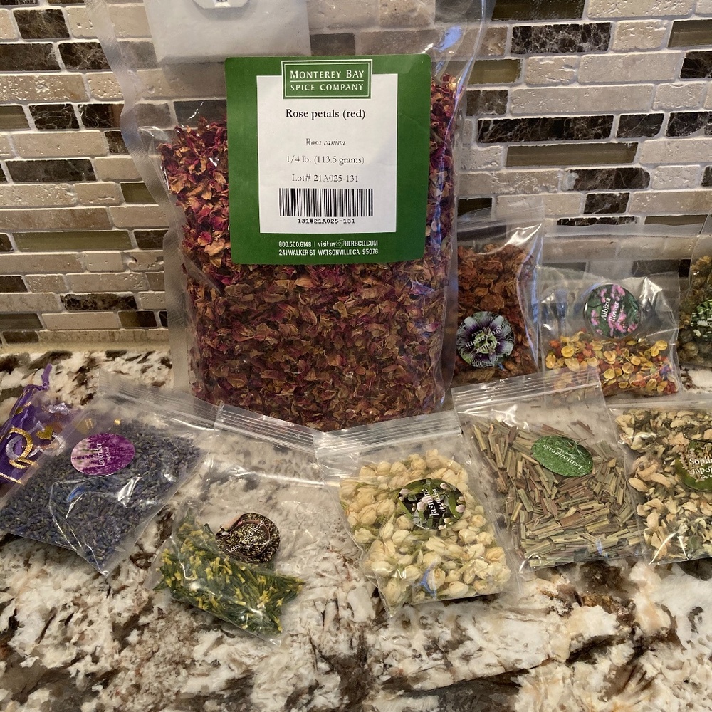 Crafting Dried Flowers lot